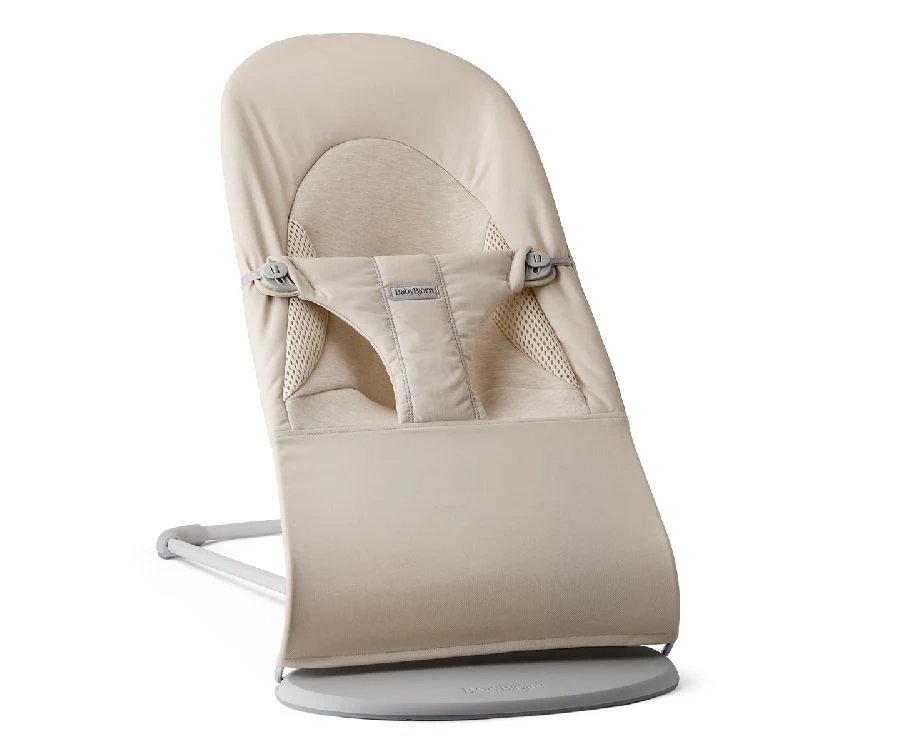 * Babybjörn Wipstoeltje Balance Soft Mesh | Lichtbeige