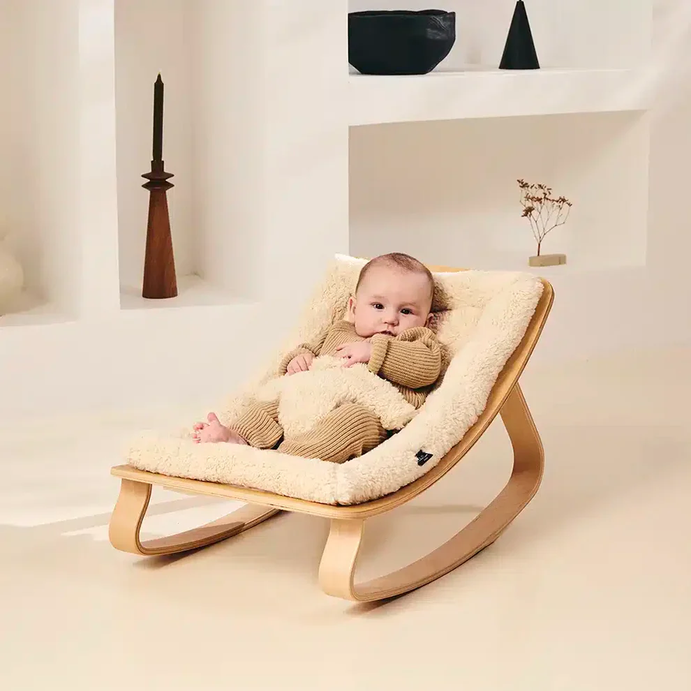 Charlie Crane LEVO Baby Rocker - Fur Milk - Image 2