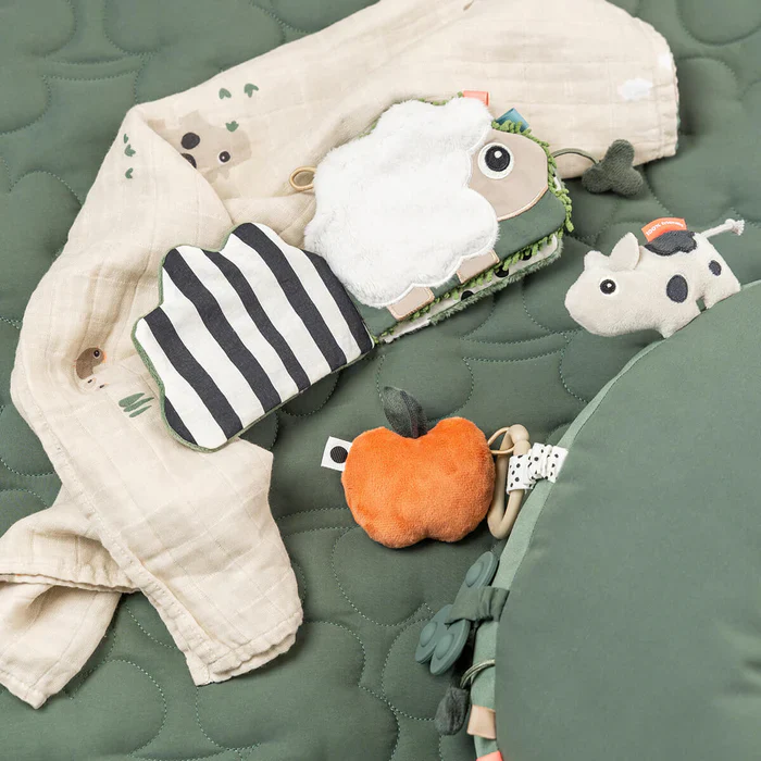 Done By Deer Sensorisch Knisperboekje | Tiny Farm Colour Mix - Image 6