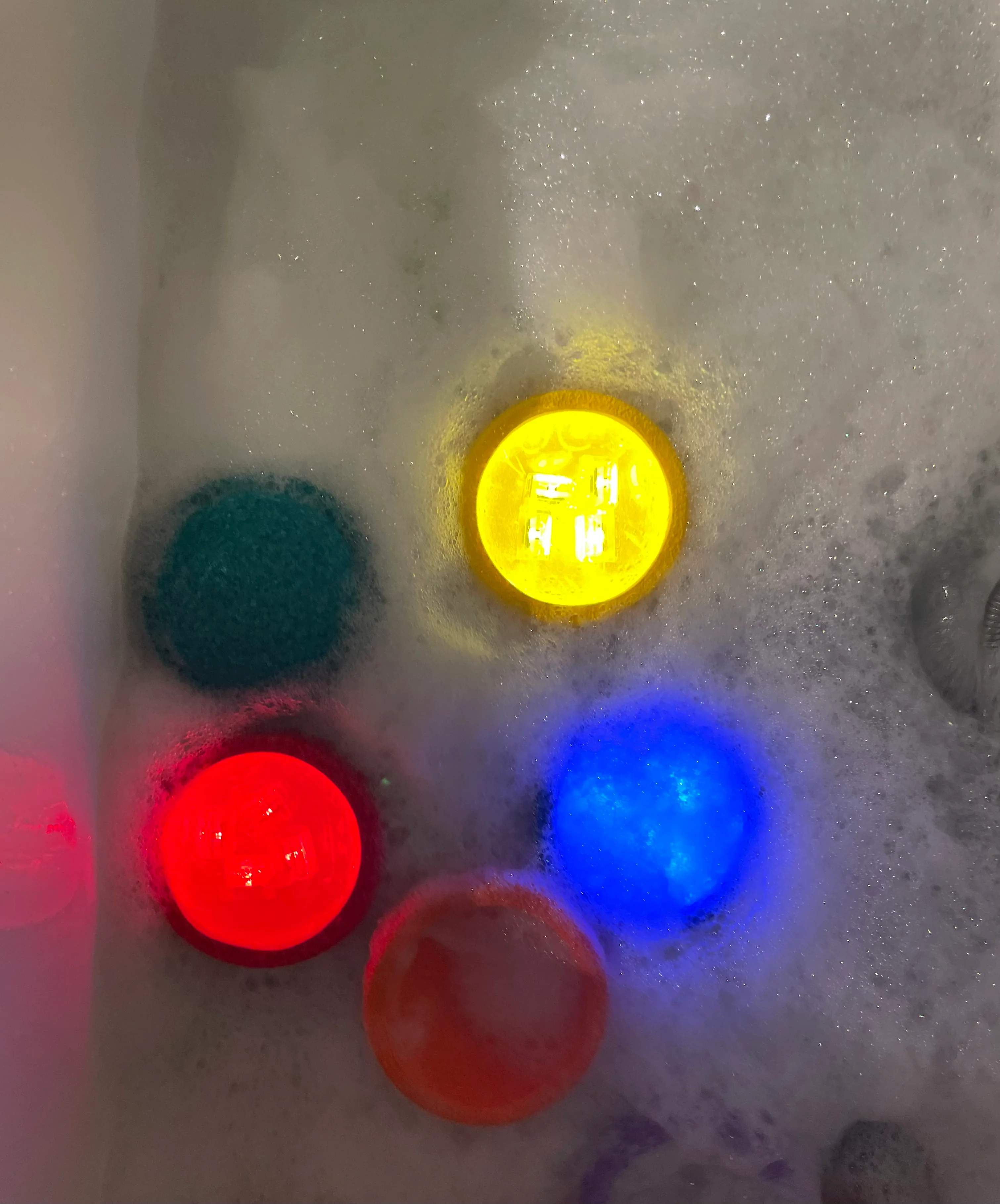 Glo Pals Light Up Sensory Toy Badspeeltje Blauw | Blair - Image 6