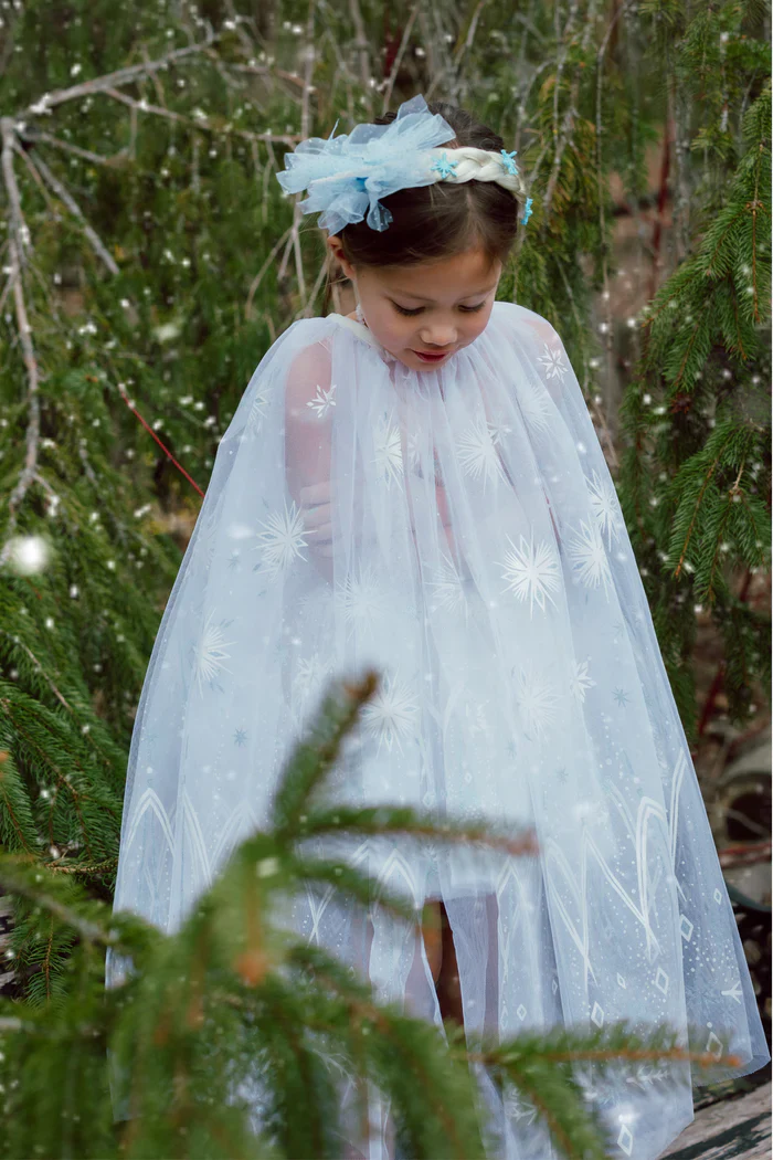 * Great Pretenders Winter Wonderland Cape 5-6Y - Image 2