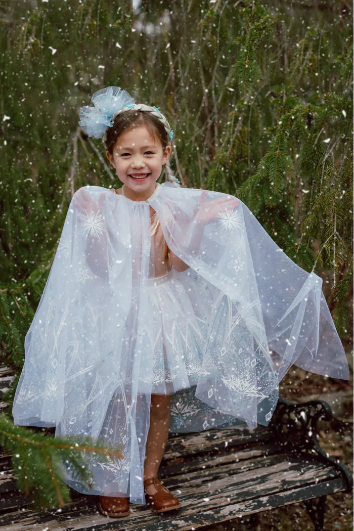 * Great Pretenders Winter Wonderland Cape 5-6Y - Image 3