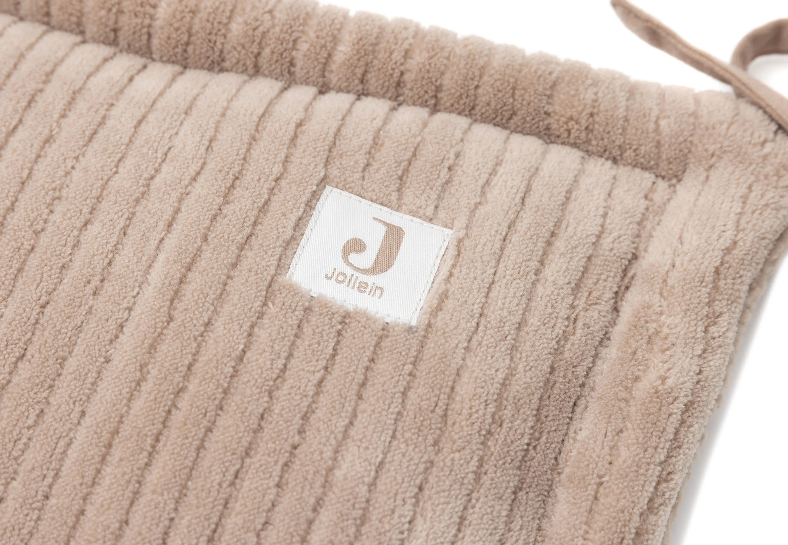 Jollein Boxbumper 180x30cm Cloudy Rib | Milky Coffee - Image 4