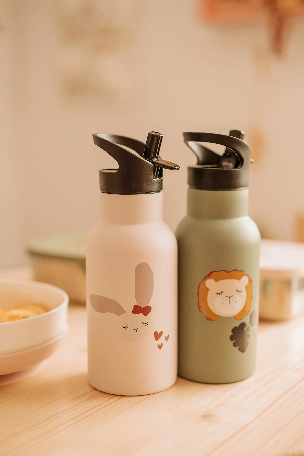* Kikadu Drinkfles | Lion Olive - Image 3