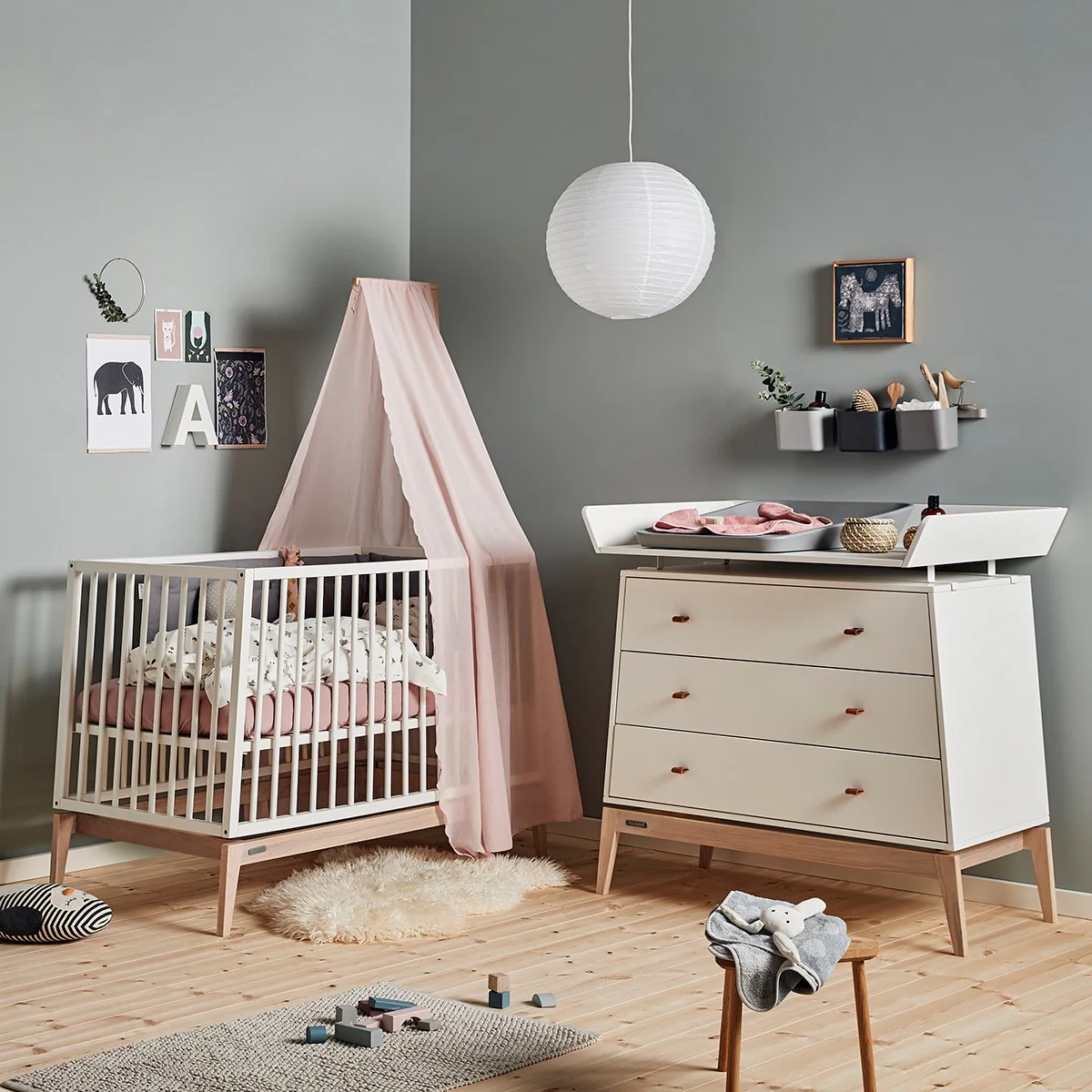 Leander Luna Dresser I White/Oak - Image 2