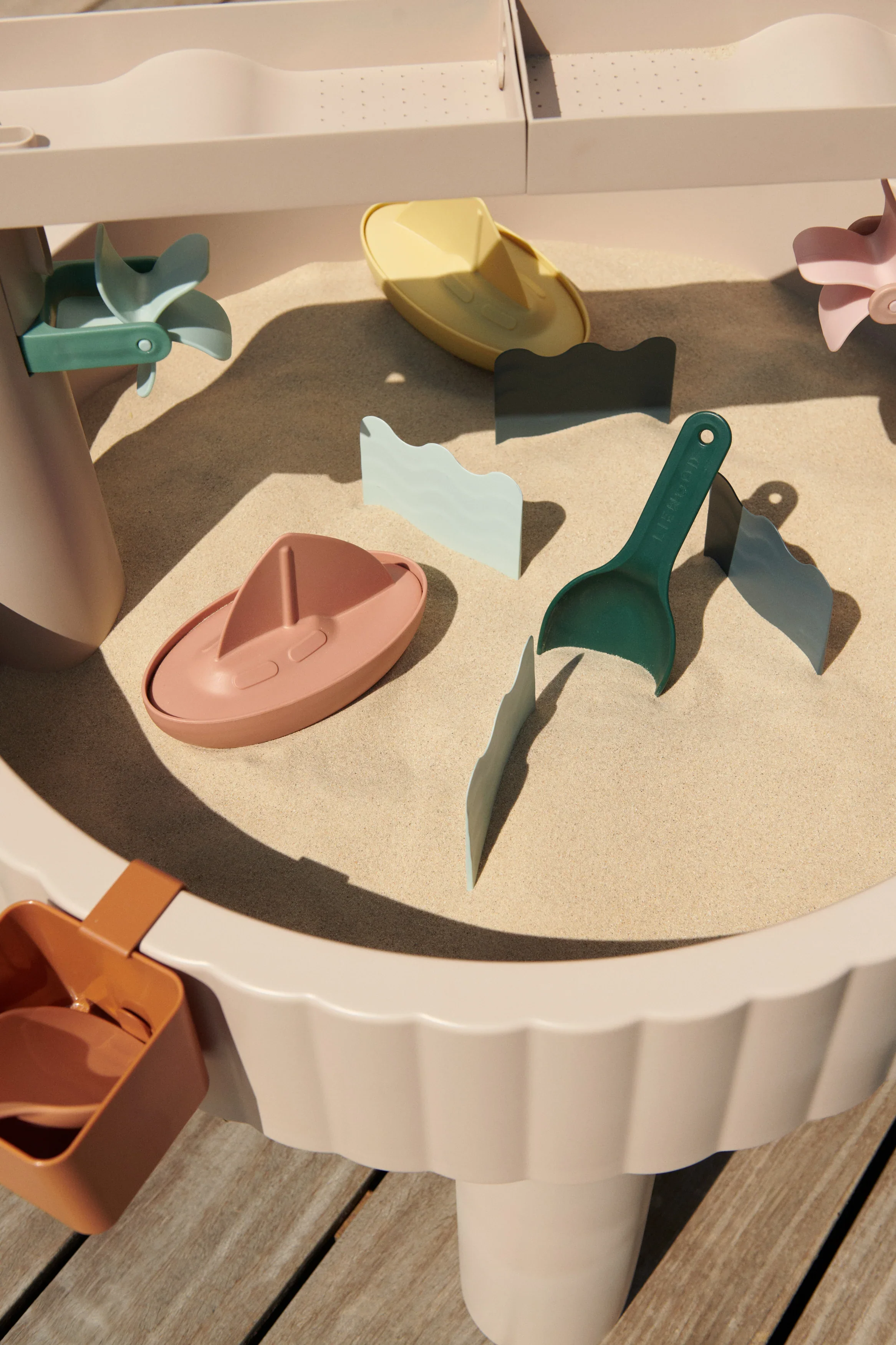 Liewood Sepp Activiteitentafel | Sandy Multi Mix - BACK IN STOCK 2027 - Image 2
