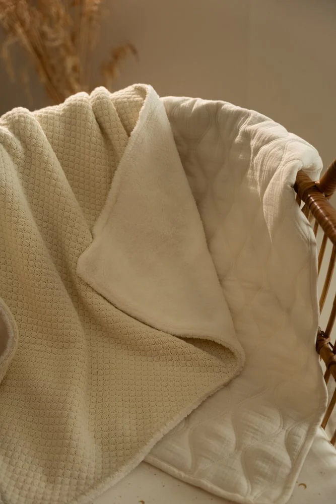 * Little Dutch Ledikantdeken Quilted 110x140 | Pure Soft White - Image 4
