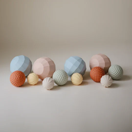 Mushie Sensorisch Speelgoed Nesting Spheres | Powder Blue - Image 3