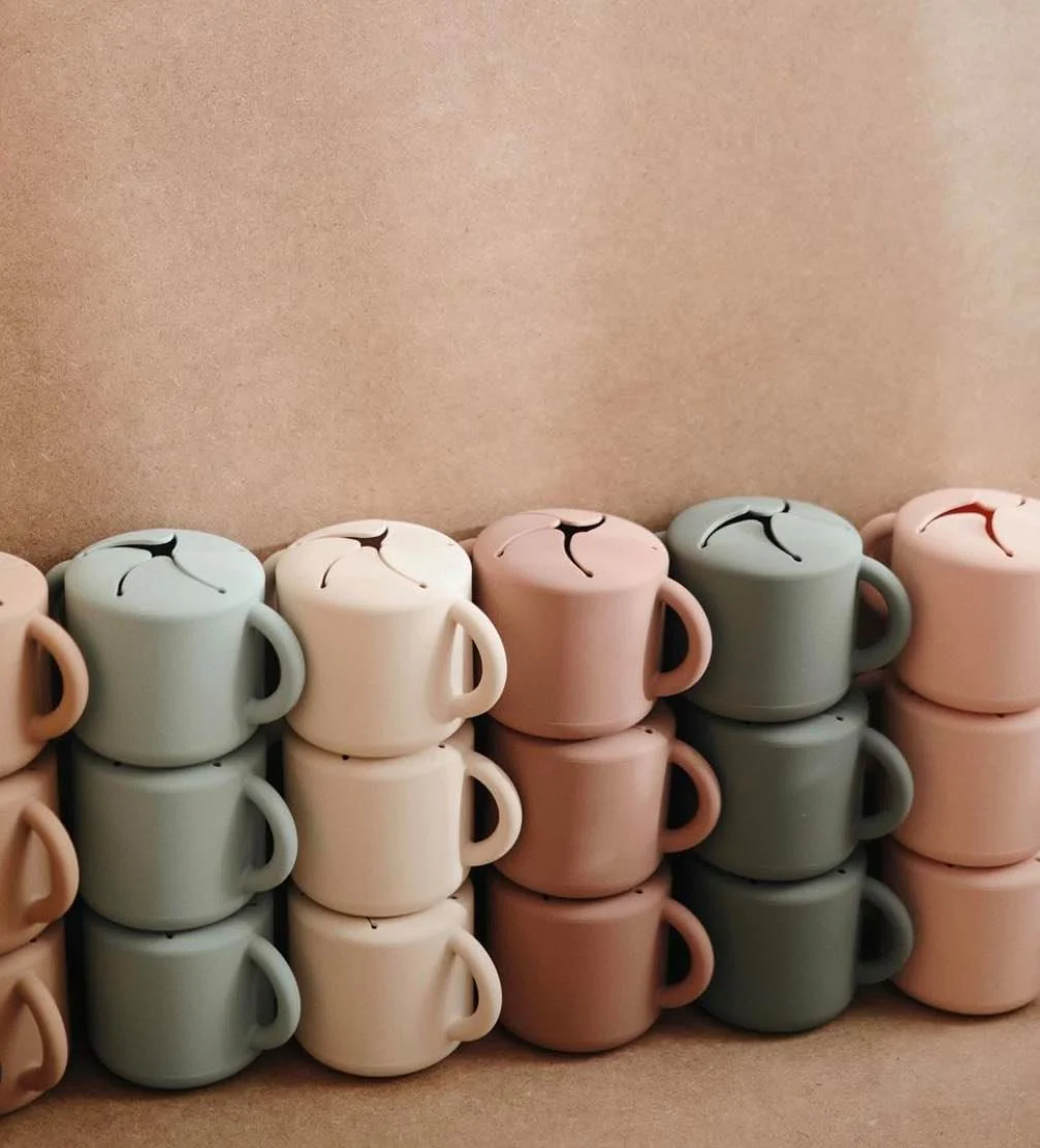 * Mushie Siliconen Snack Cup | Stone - Image 2